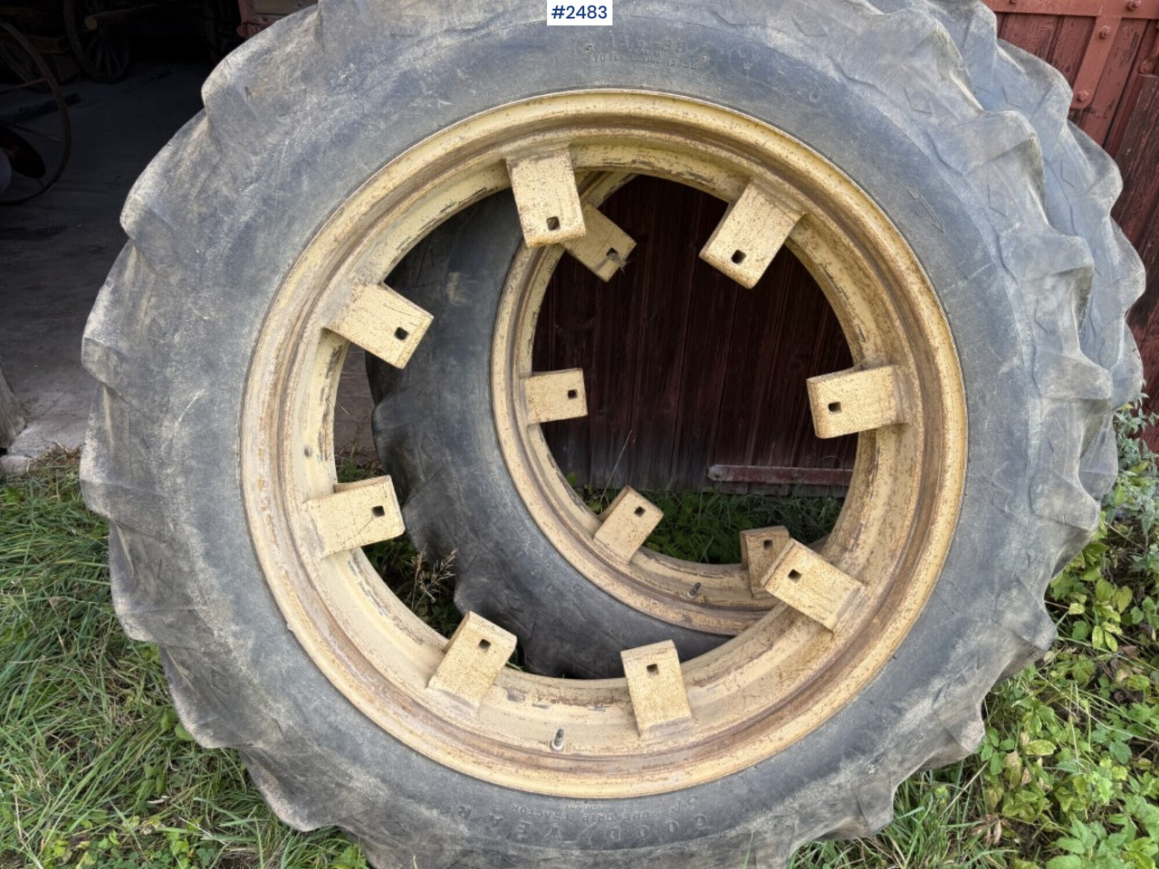 Wheel and tire package for Agricultural machinery Tractor tires with rings Goodyear 13.6-38: picture 6