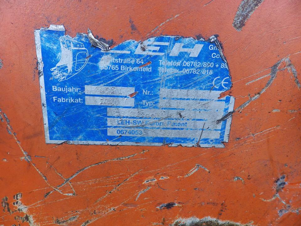 Cat 305 LEH Schnellwechsler + 2 Tieflöffel Cat - Excavator bucket: picture 4 Cat 305 LEH Schnellwechsler + 2 Tieflöffel Cat - Excavator bucket: picture 4