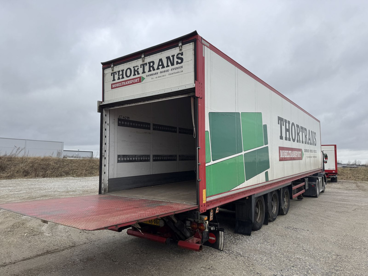 SCHMITZ Cargobull SCB*S3B - Closed box semi-trailer: picture 4 SCHMITZ Cargobull SCB*S3B - Closed box semi-trailer: picture 4