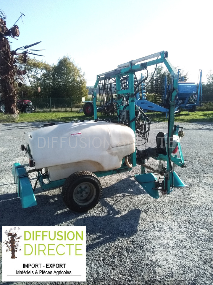 DHUGUES PULVERISATEUR 2 R 600 - Sprayer: picture 1 DHUGUES PULVERISATEUR 2 R 600 - Sprayer: picture 1
