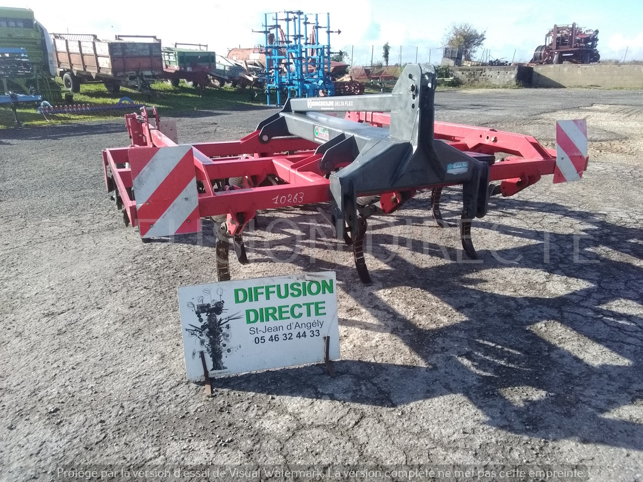 KONGSKILDE DECHAUMEUR DELTAFLEX 3000 - Soil tillage equipment: picture 1 KONGSKILDE DECHAUMEUR DELTAFLEX 3000 - Soil tillage equipment: picture 1