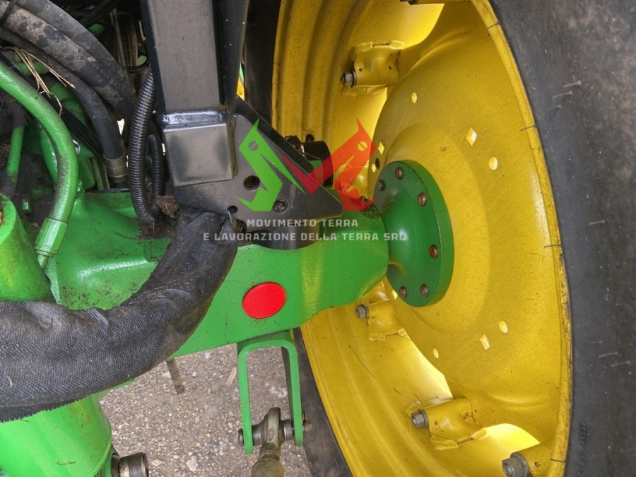 John Deere 5100R - Agricultural machinery: picture 3 John Deere 5100R - Agricultural machinery: picture 3
