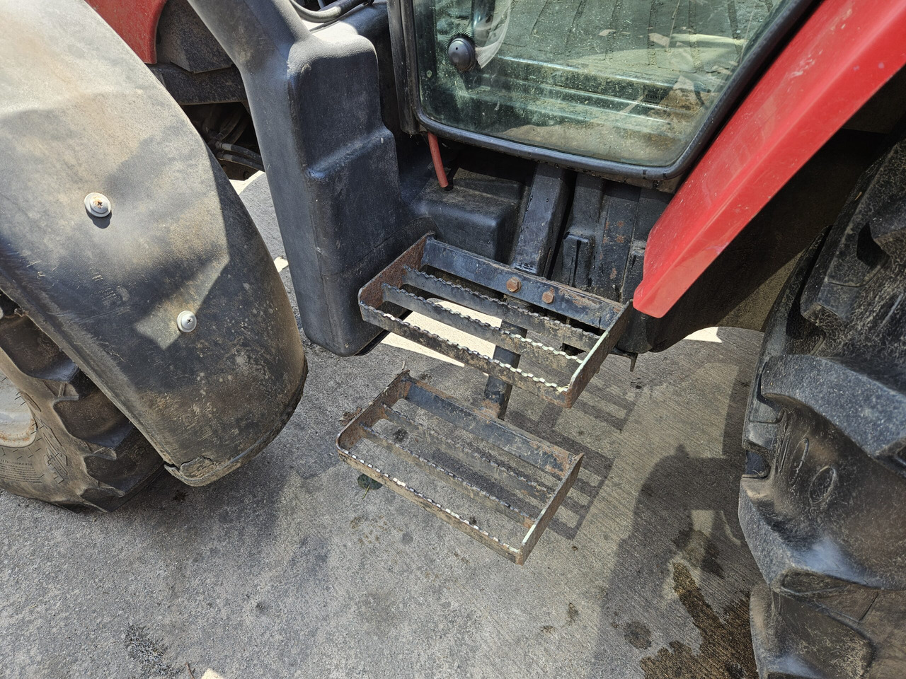 2007 Case JX1090U - Farm tractor: picture 5 2007 Case JX1090U - Farm tractor: picture 5