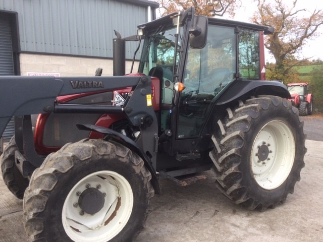 2016 Valtra A93, one local owner machine - Farm tractor: picture 1 2016 Valtra A93, one local owner machine - Farm tractor: picture 1