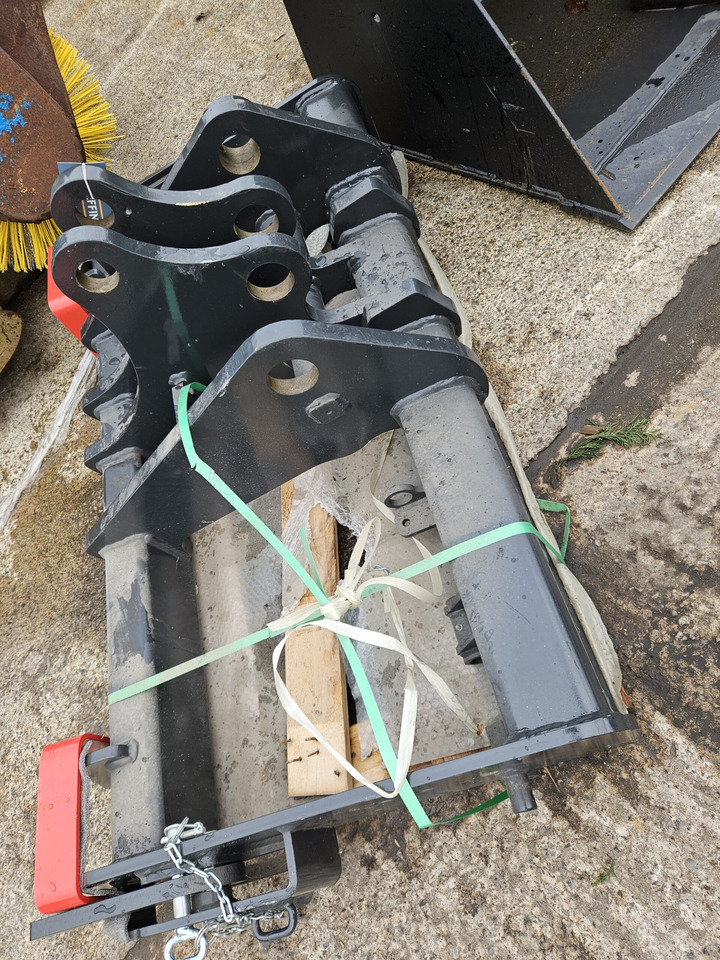 JCB Headstock carriage for Bobcat/MF Handler - Attachment for Telescopic handler: picture 1 JCB Headstock carriage for Bobcat/MF Handler - Attachment for Telescopic handler: picture 1