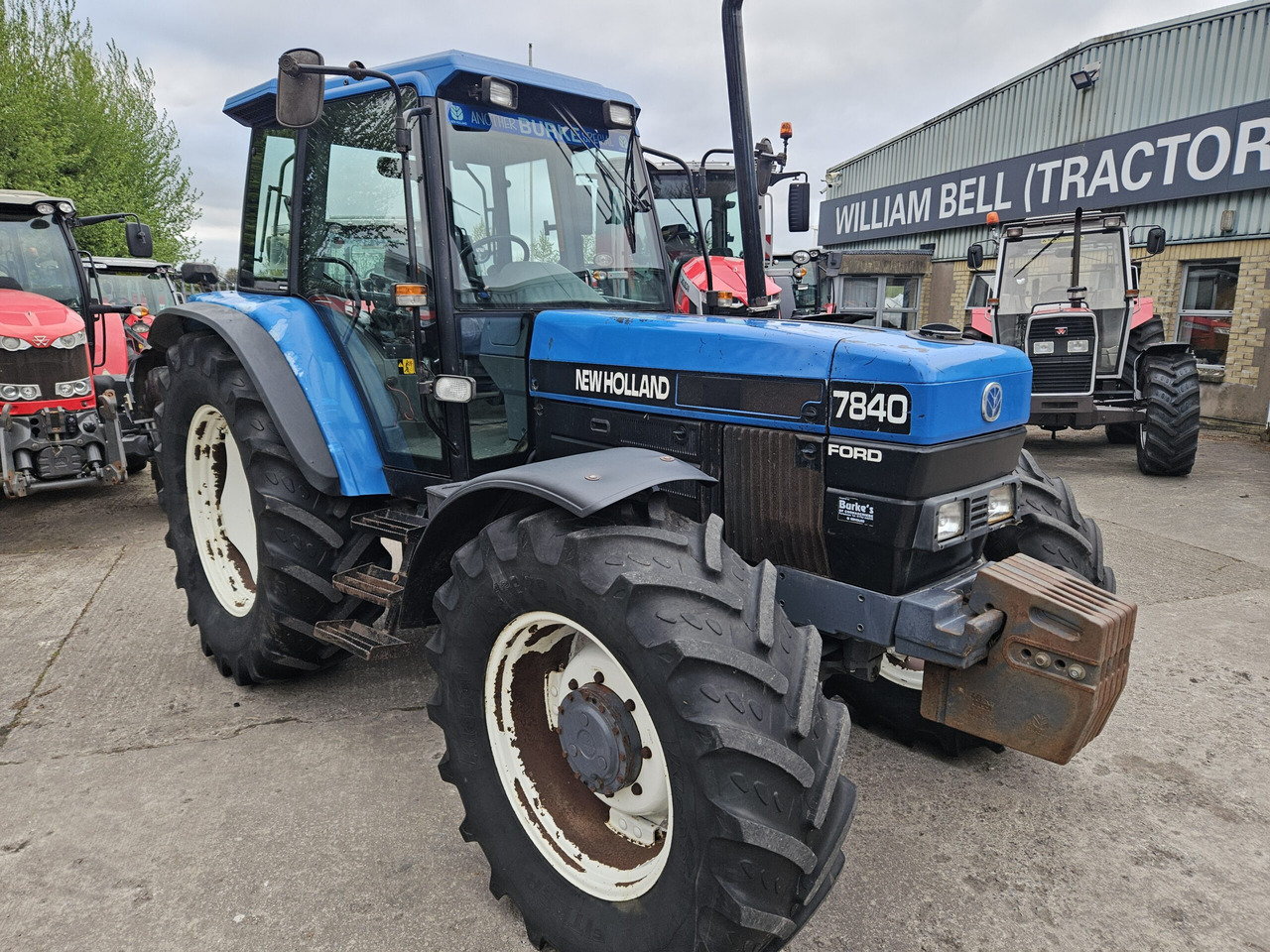New Holland 7840 SLDP Turbo, 1 Owner machine - Farm tractor: picture 1 New Holland 7840 SLDP Turbo, 1 Owner machine - Farm tractor: picture 1
