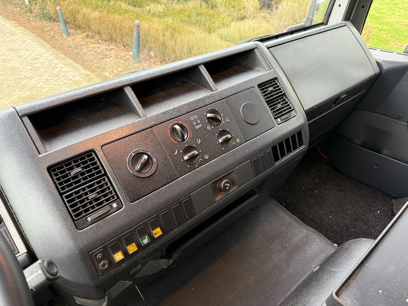 Box truck MAN L20 Bakwagen 4x2 Manual EUR 3 NL TRUCK: picture 14