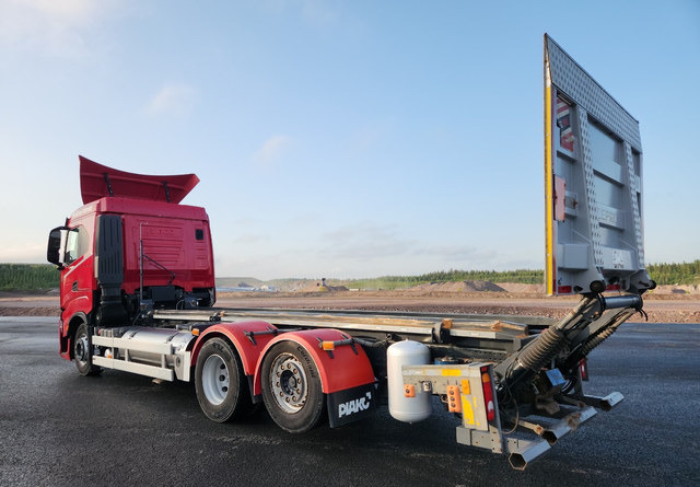 IvecoS-Way 6x2 LNG / LBG - Cab chassis truck: picture 3 IvecoS-Way 6x2 LNG / LBG - Cab chassis truck: picture 3