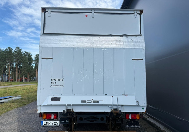 Mercedes-BenzAtego kaappi + perälauta - Box truck: picture 4 Mercedes-BenzAtego kaappi + perälauta - Box truck: picture 4
