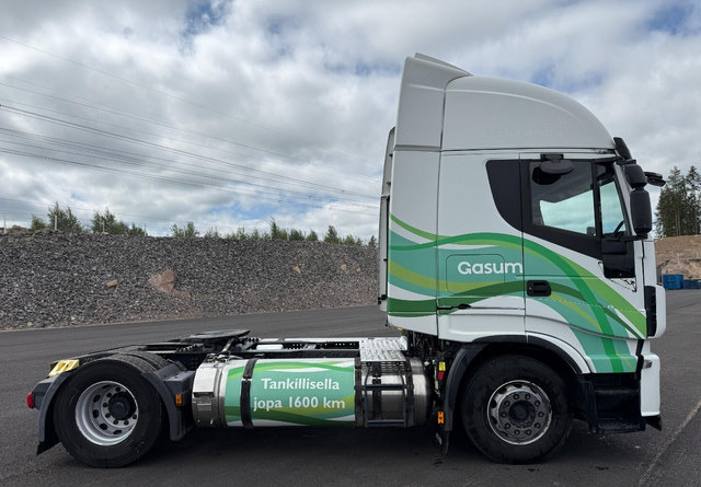 Tractor unit Iveco Stralis 440 4x2 LNG / LBG: picture 6