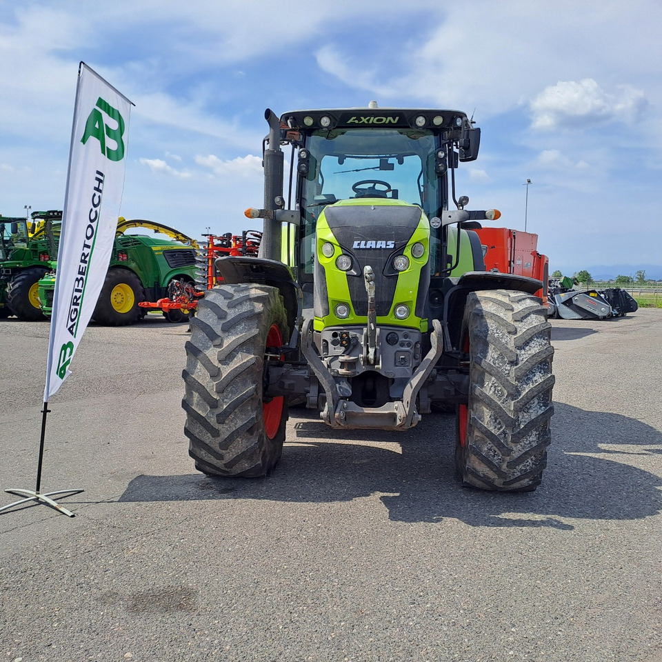 CLAAS 830 AXION - Farm tractor: picture 2 CLAAS 830 AXION - Farm tractor: picture 2