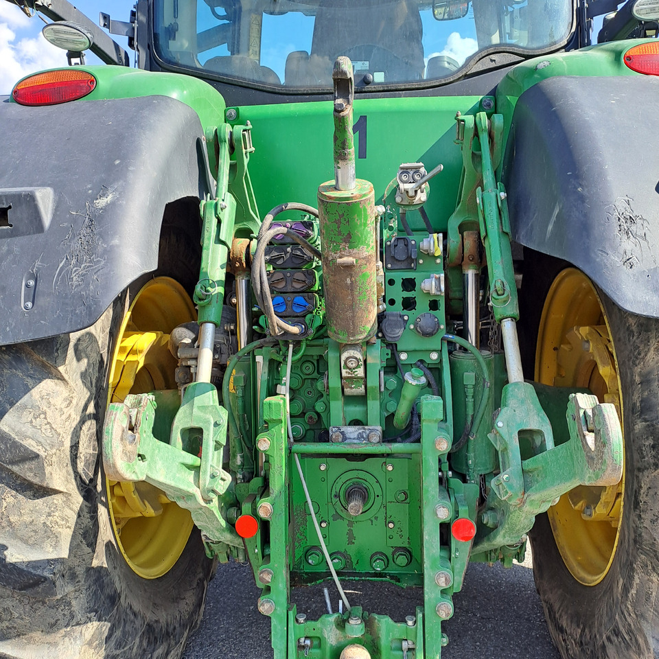 JOHN DEERE 7310R - Farm tractor: picture 5 JOHN DEERE 7310R - Farm tractor: picture 5