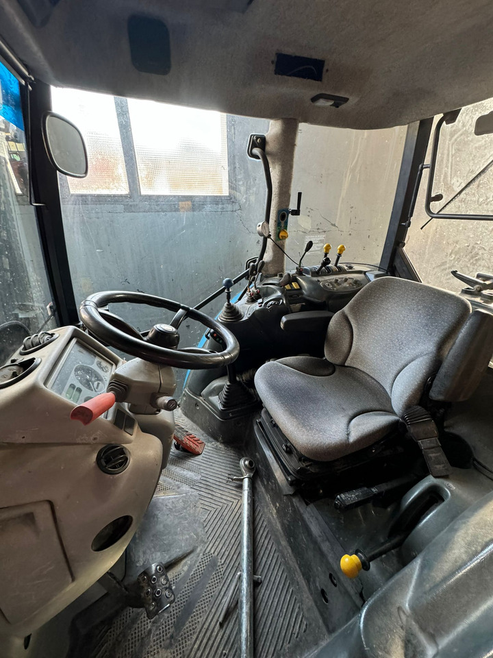 LANDINI LEGEND 130 - Farm tractor: picture 5 LANDINI LEGEND 130 - Farm tractor: picture 5