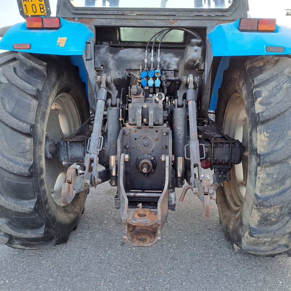 LANDINI LEGEND 145 TECHNO - Farm tractor: picture 5 LANDINI LEGEND 145 TECHNO - Farm tractor: picture 5