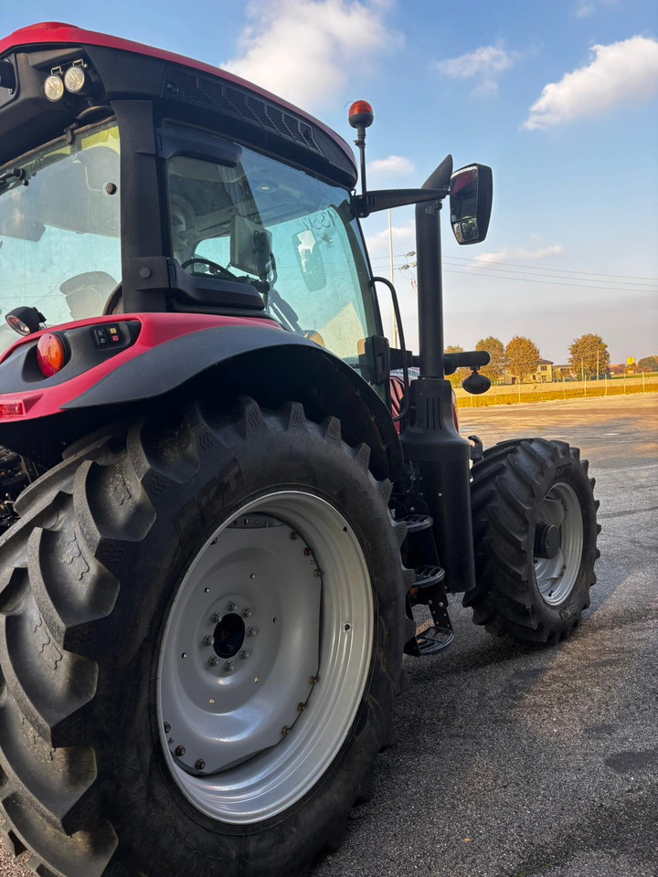 MCCORMIK - Farm tractor: picture 2 MCCORMIK - Farm tractor: picture 2