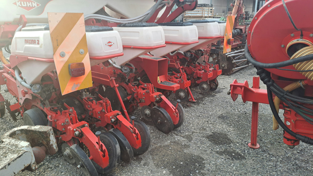 SEMINATRICE DI PRECISIONE KUHN MAXIMA 2 TD - Precision sowing machine: picture 5 SEMINATRICE DI PRECISIONE KUHN MAXIMA 2 TD - Precision sowing machine: picture 5