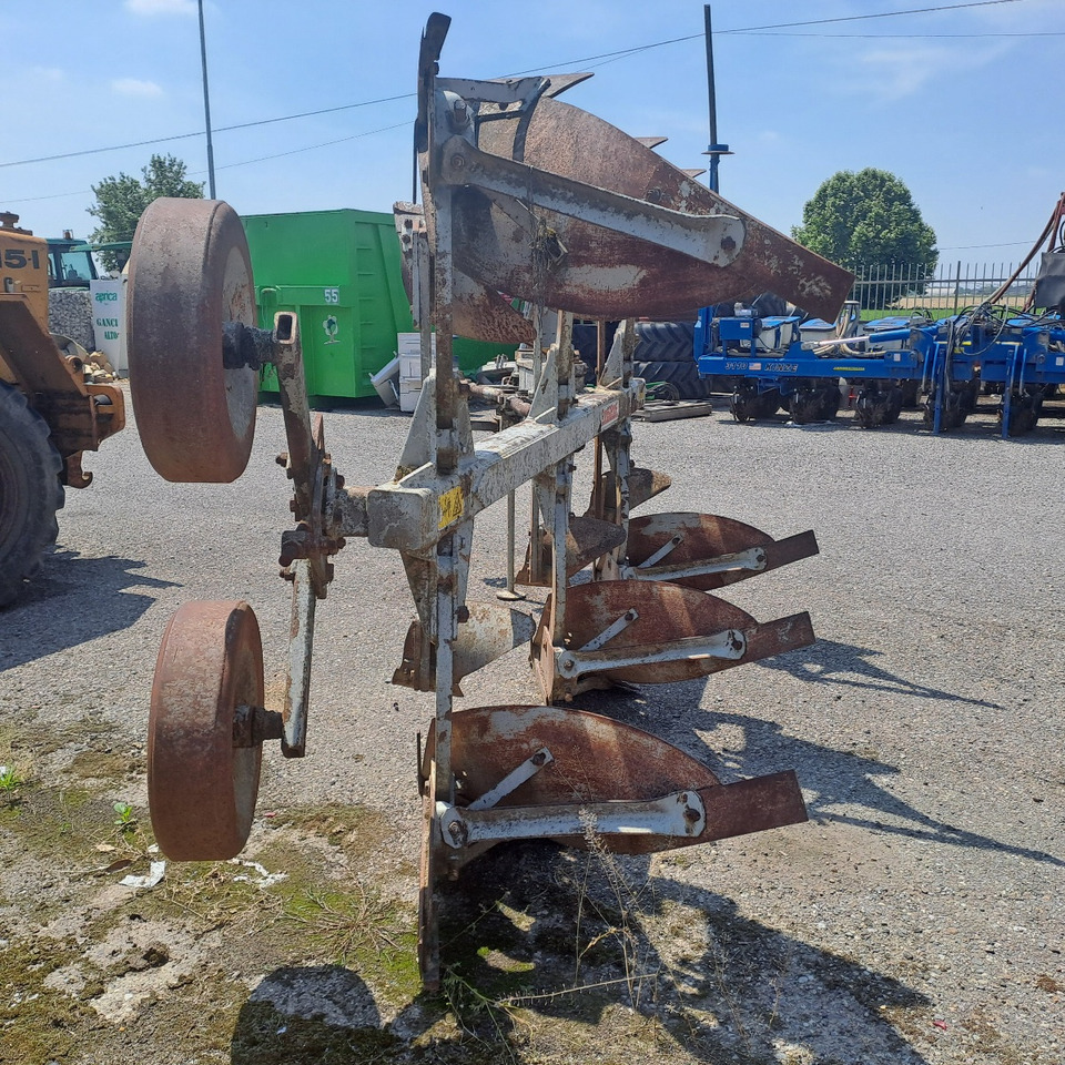 TRIVOMERE EMMEGIEMME - Plow: picture 3 TRIVOMERE EMMEGIEMME - Plow: picture 3