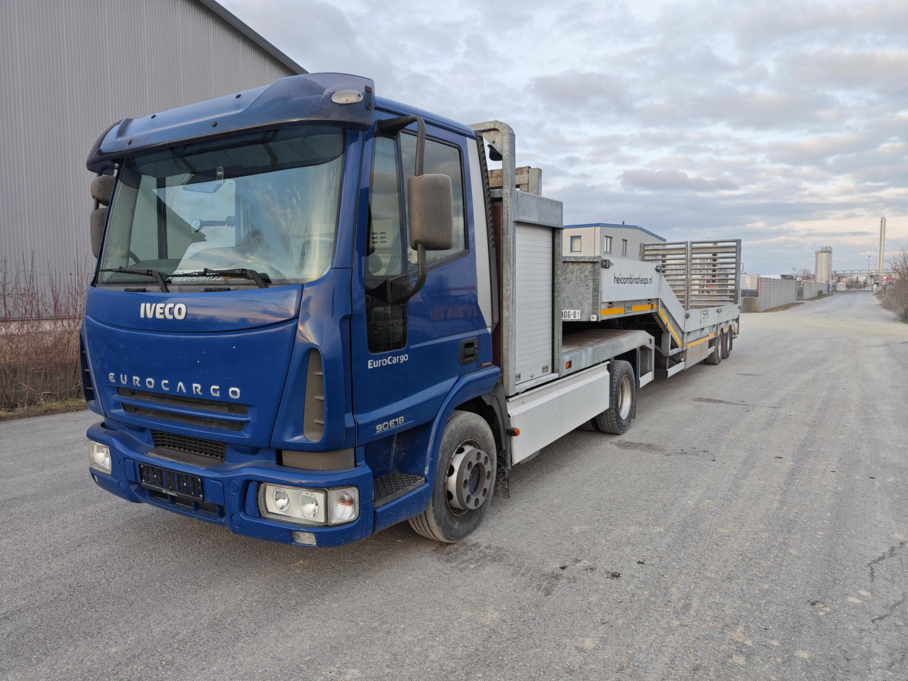 IVECO Eurocargo 90E18 & Veldhuizen P 38-2 - Tractor unit: picture 1 IVECO Eurocargo 90E18 & Veldhuizen P 38-2 - Tractor unit: picture 1