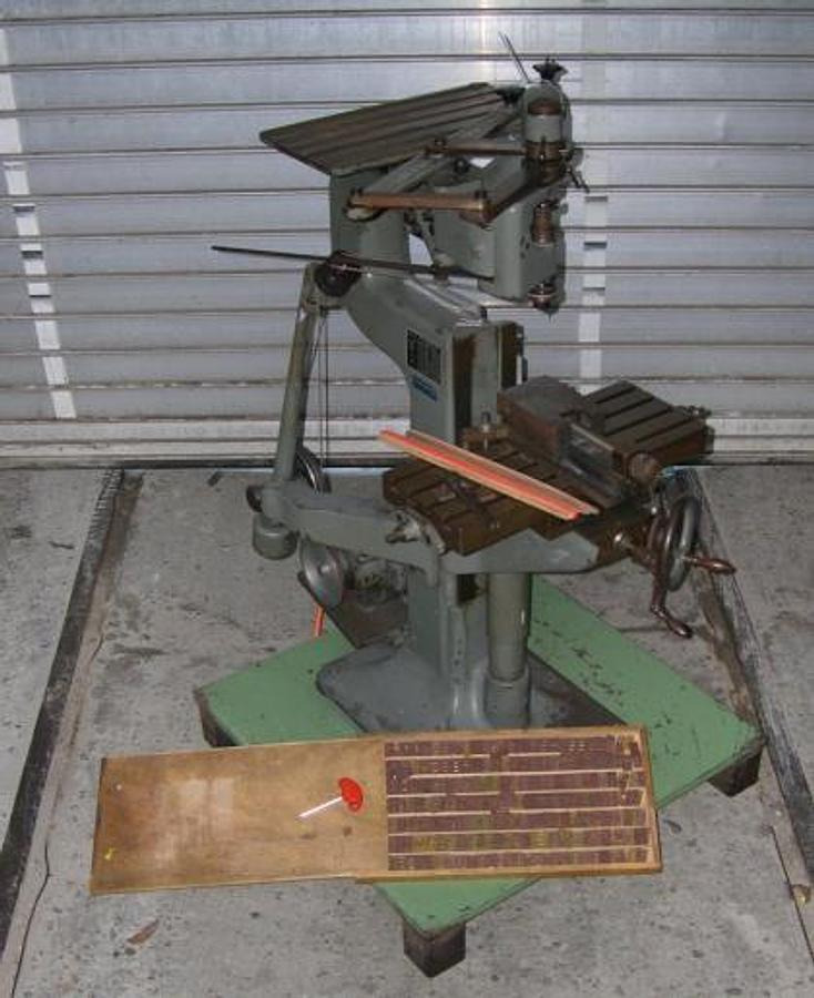 Gravier- u. Kopierfräsmaschine DECKEL G 1 U - Milling machine: picture 1 Gravier- u. Kopierfräsmaschine DECKEL G 1 U - Milling machine: picture 1