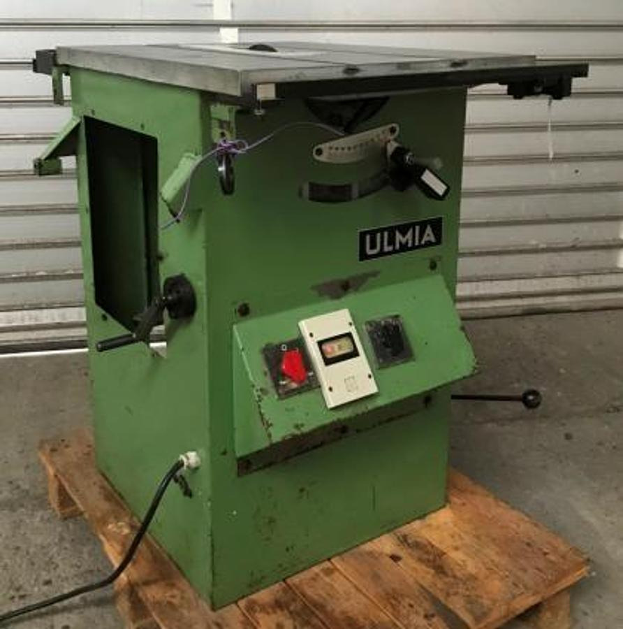 Präzisions-Holzkreissäge ULMIA - Woodworking machinery: picture 1 Präzisions-Holzkreissäge ULMIA - Woodworking machinery: picture 1