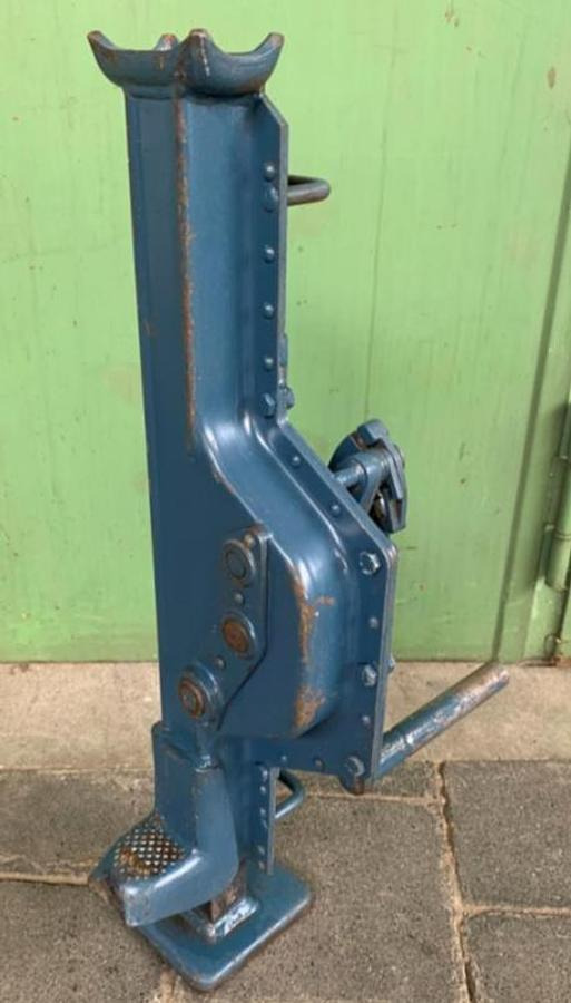 Stockwinde BÖCKER - Warehouse equipment: picture 1 Stockwinde BÖCKER - Warehouse equipment: picture 1