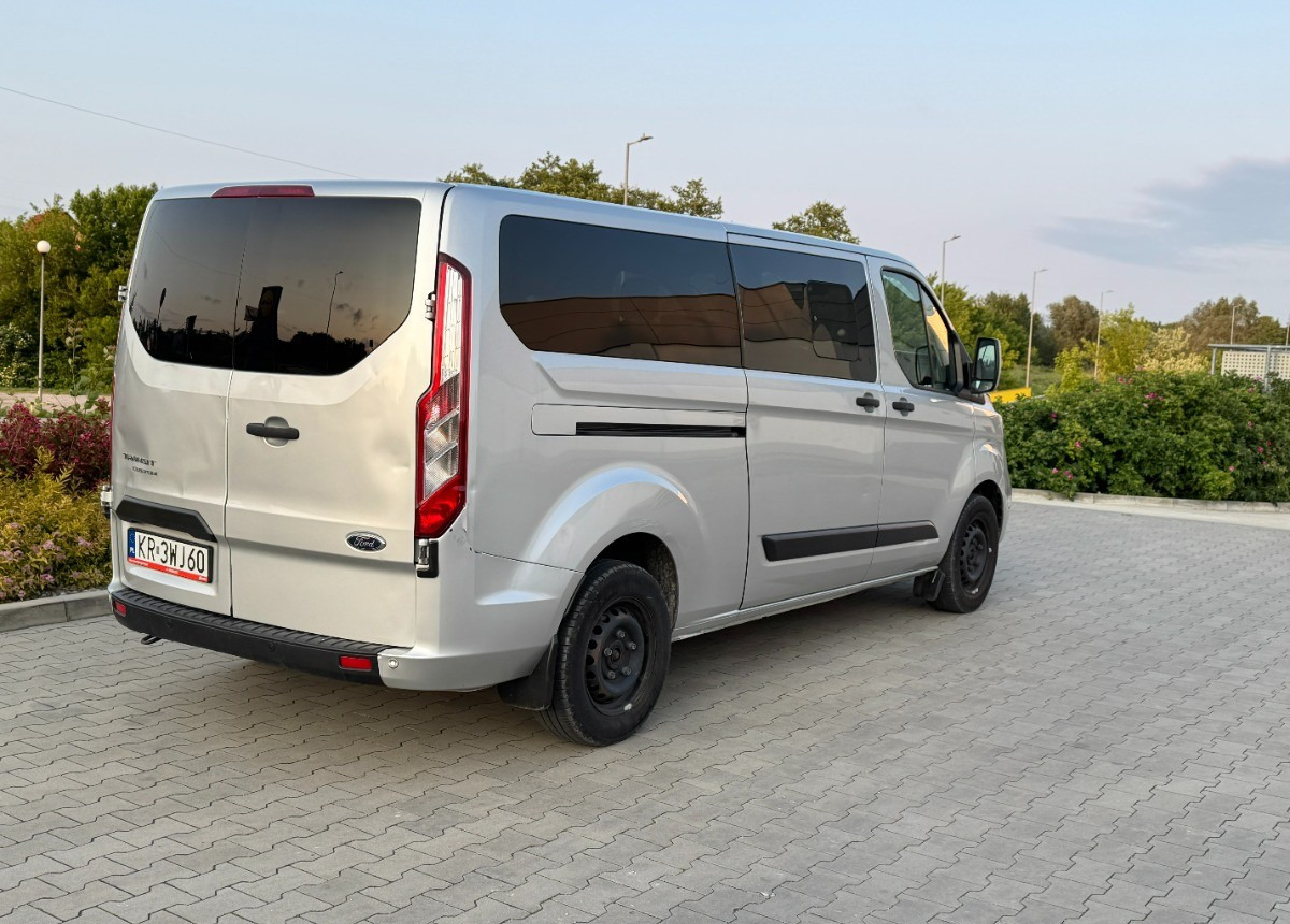 Ford Transit Custom 2.0 170 KM L2 LONG 2021 LED 8 osobowy NAWIEWY miejsc Salon PL - Minibus, Passenger van: picture 2 Ford Transit Custom 2.0 170 KM L2 LONG 2021 LED 8 osobowy NAWIEWY miejsc Salon PL - Minibus, Passenger van: picture 2