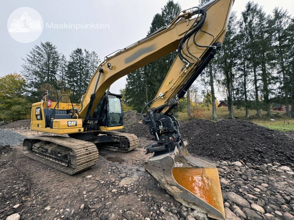 CAT 323 - Crawler excavator: picture 1 CAT 323 - Crawler excavator: picture 1