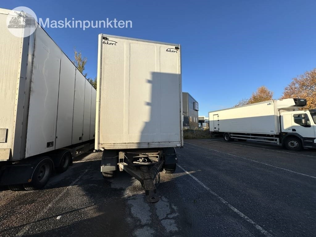 Ekeri L/L-4 Skåpsläp med öppningsbar sida - Closed box trailer: picture 2 Ekeri L/L-4 Skåpsläp med öppningsbar sida - Closed box trailer: picture 2