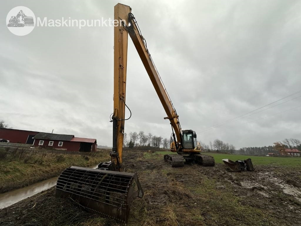 JCB JS 220 LC  - Crawler excavator: picture 2 JCB JS 220 LC  - Crawler excavator: picture 2