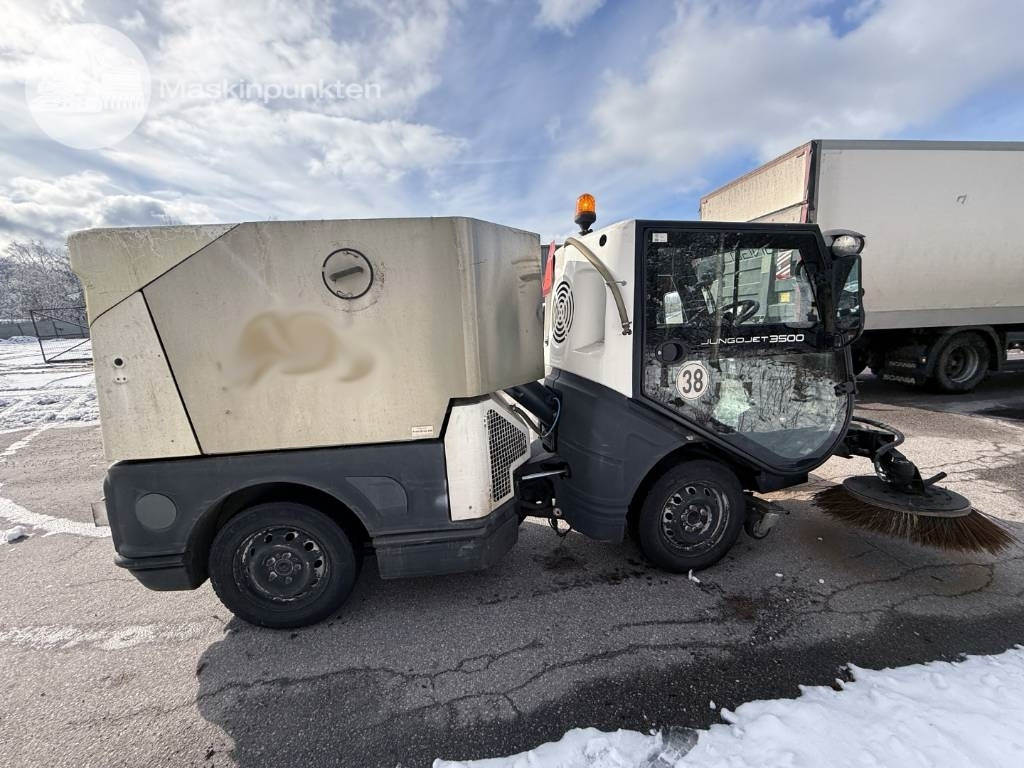 Jungojet 3500 - Road sweeper: picture 4 Jungojet 3500 - Road sweeper: picture 4