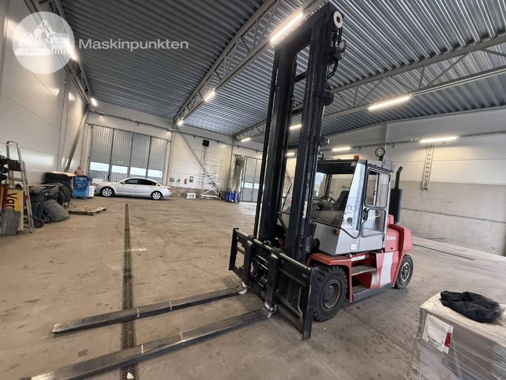 Kalmar DCE 80-6  - Diesel forklift: picture 2 Kalmar DCE 80-6  - Diesel forklift: picture 2
