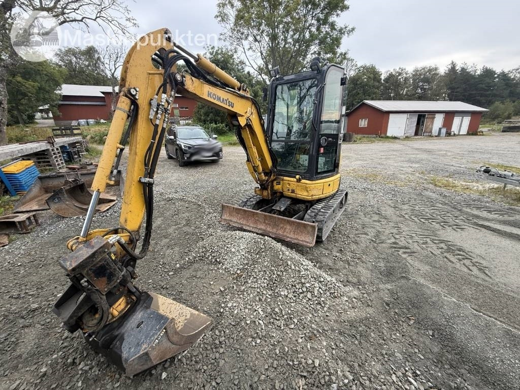 Komatsu PC 26 MR  - Mini excavator: picture 1 Komatsu PC 26 MR  - Mini excavator: picture 1