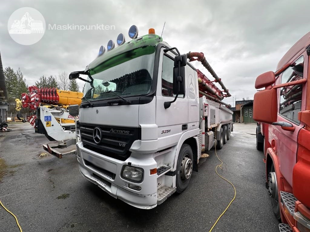 Mercedes-Benz 2651 L 8X4 Junjin jxzr42-5.16hp - Concrete pump truck: picture 2 Mercedes-Benz 2651 L 8X4 Junjin jxzr42-5.16hp - Concrete pump truck: picture 2
