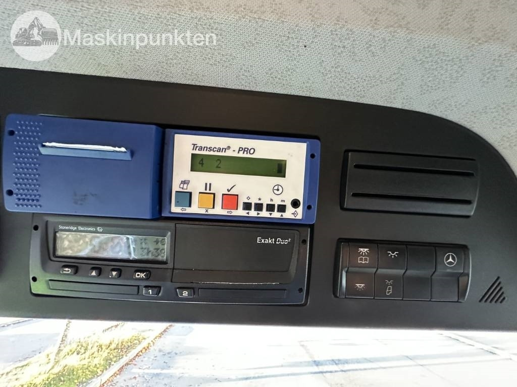 Refrigerator truck Mercedes-Benz Antos 963-0 C: picture 47