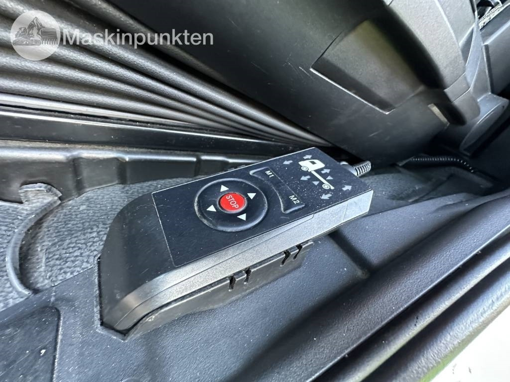 Refrigerator truck Mercedes-Benz Antos 963-0 C: picture 28