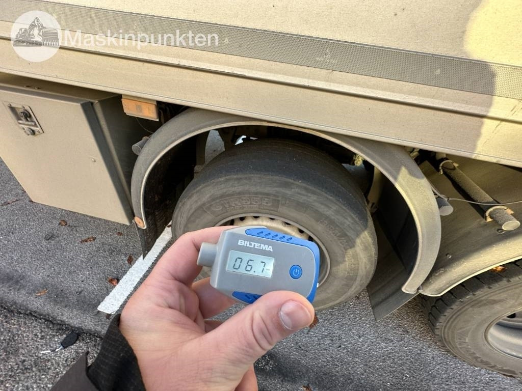 Refrigerator truck Mercedes-Benz Antos 963-0 C: picture 15