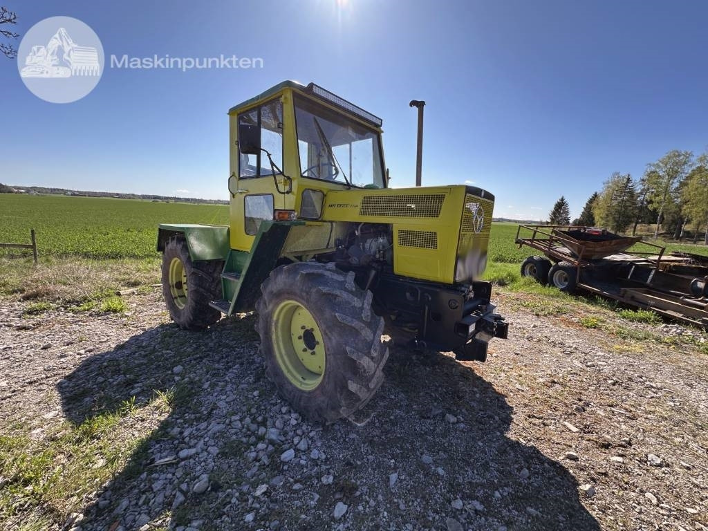 Farm tractor Mercedes-Benz MB Trac 700: picture 1