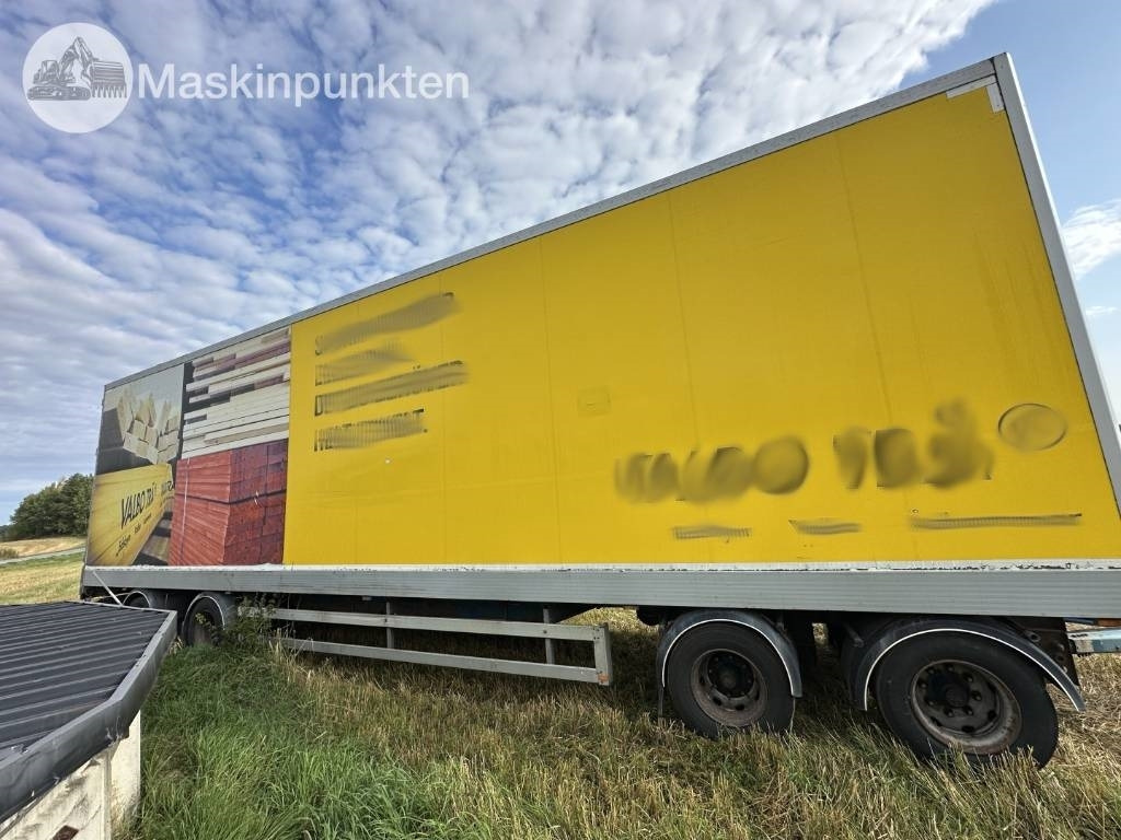Närko D4ZW13L62 - Closed box trailer: picture 4 Närko D4ZW13L62 - Closed box trailer: picture 4
