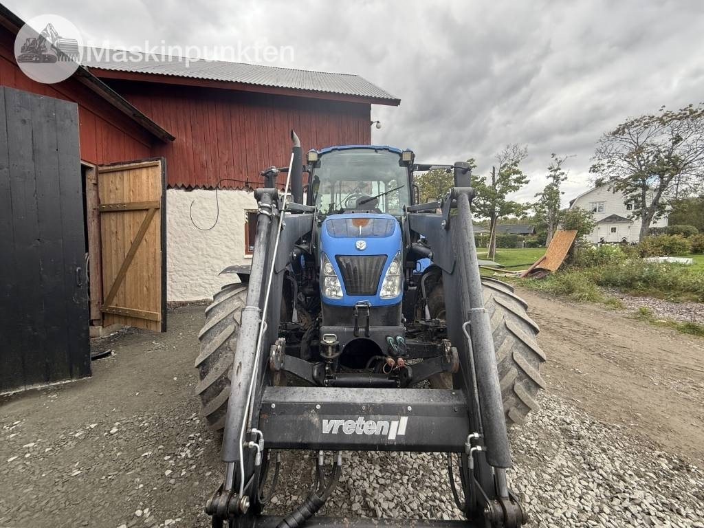 New Holland T 5.95 - Farm tractor: picture 2 New Holland T 5.95 - Farm tractor: picture 2