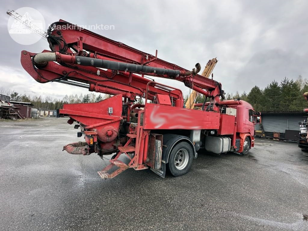 Scania P 230 LB - Concrete pump truck: picture 5 Scania P 230 LB - Concrete pump truck: picture 5