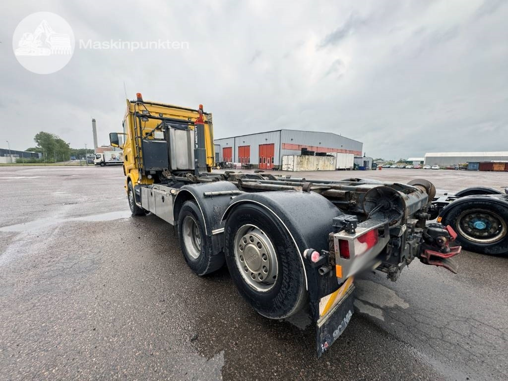 Scania R 420 LB - Hook lift truck: picture 3 Scania R 420 LB - Hook lift truck: picture 3