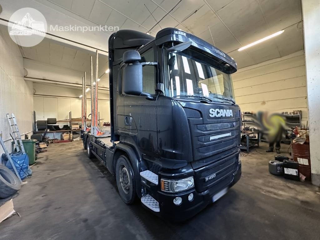 Scania R 490 LB - Timber truck: picture 2 Scania R 490 LB - Timber truck: picture 2