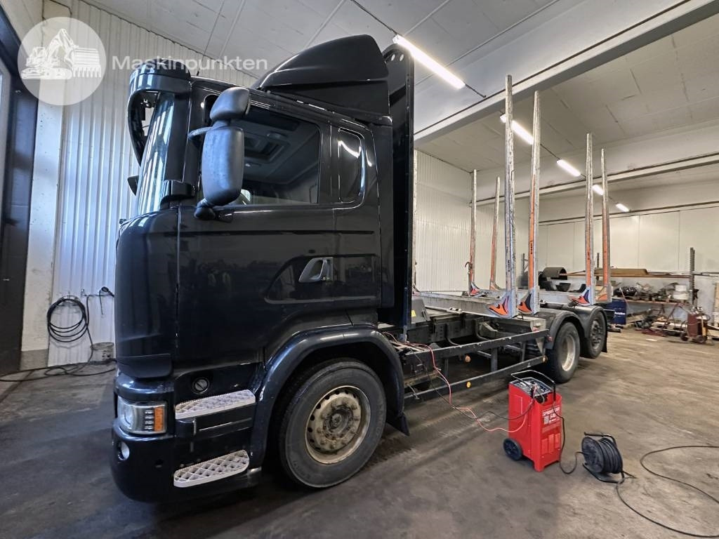 Scania R 490 LB - Timber truck: picture 4 Scania R 490 LB - Timber truck: picture 4
