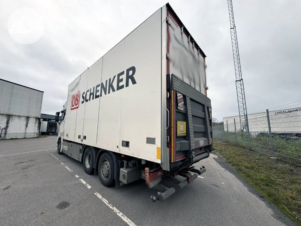Scania R 580 - Box truck: picture 4 Scania R 580 - Box truck: picture 4