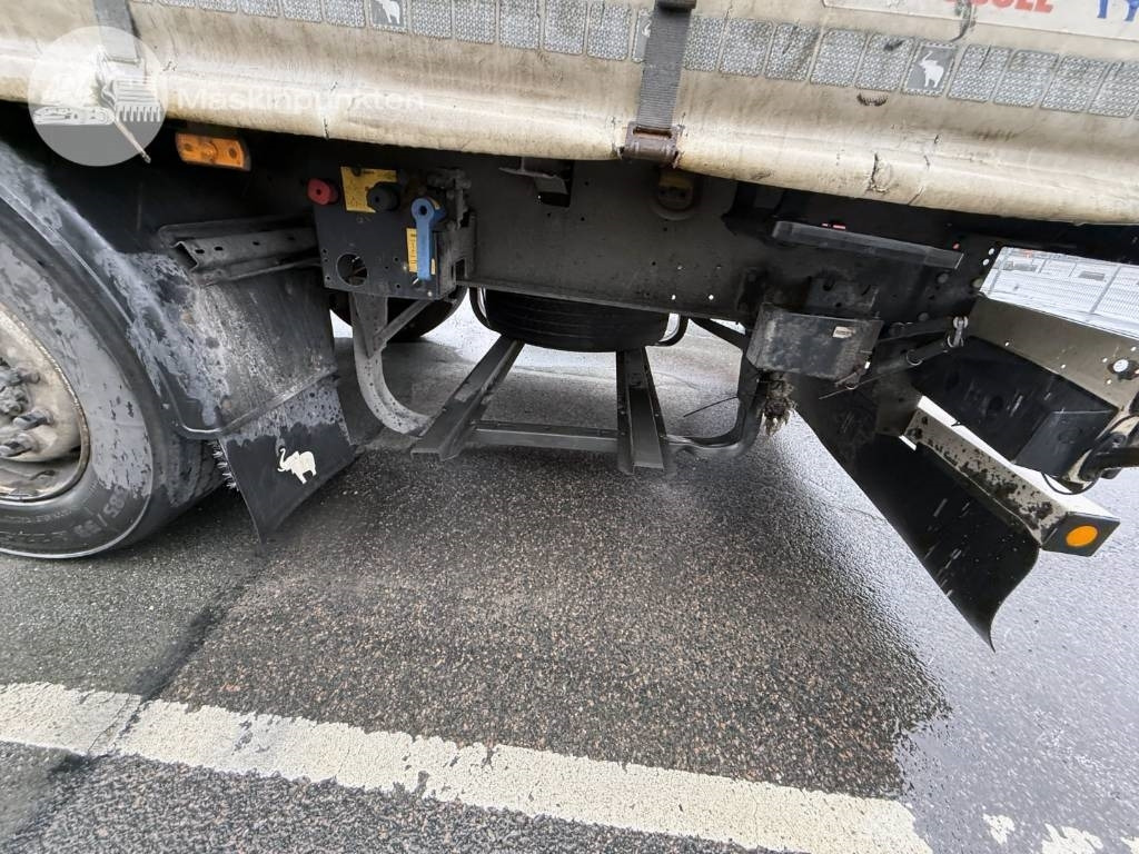 Curtainsider semi-trailer Schmitz Cargobull SCB S3: picture 13