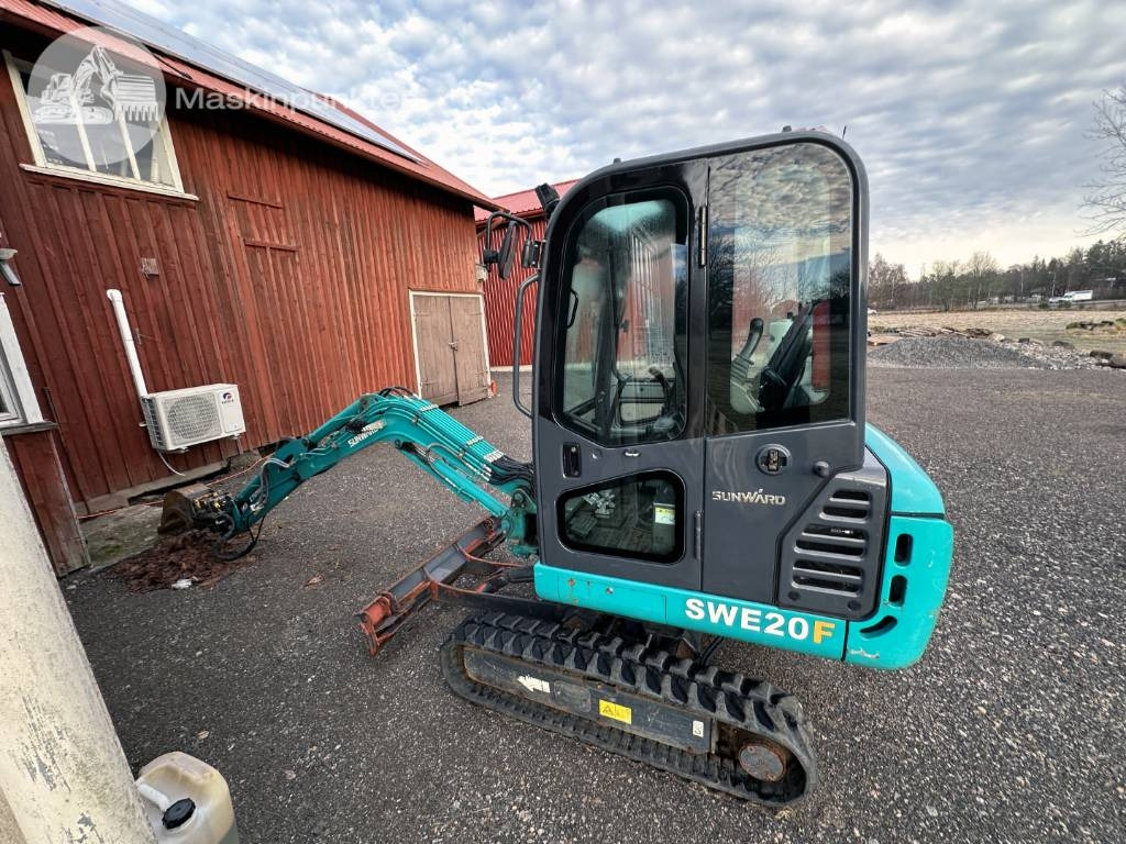 Sunward SWE 20 F med släp! - Mini excavator: picture 1 Sunward SWE 20 F med släp! - Mini excavator: picture 1