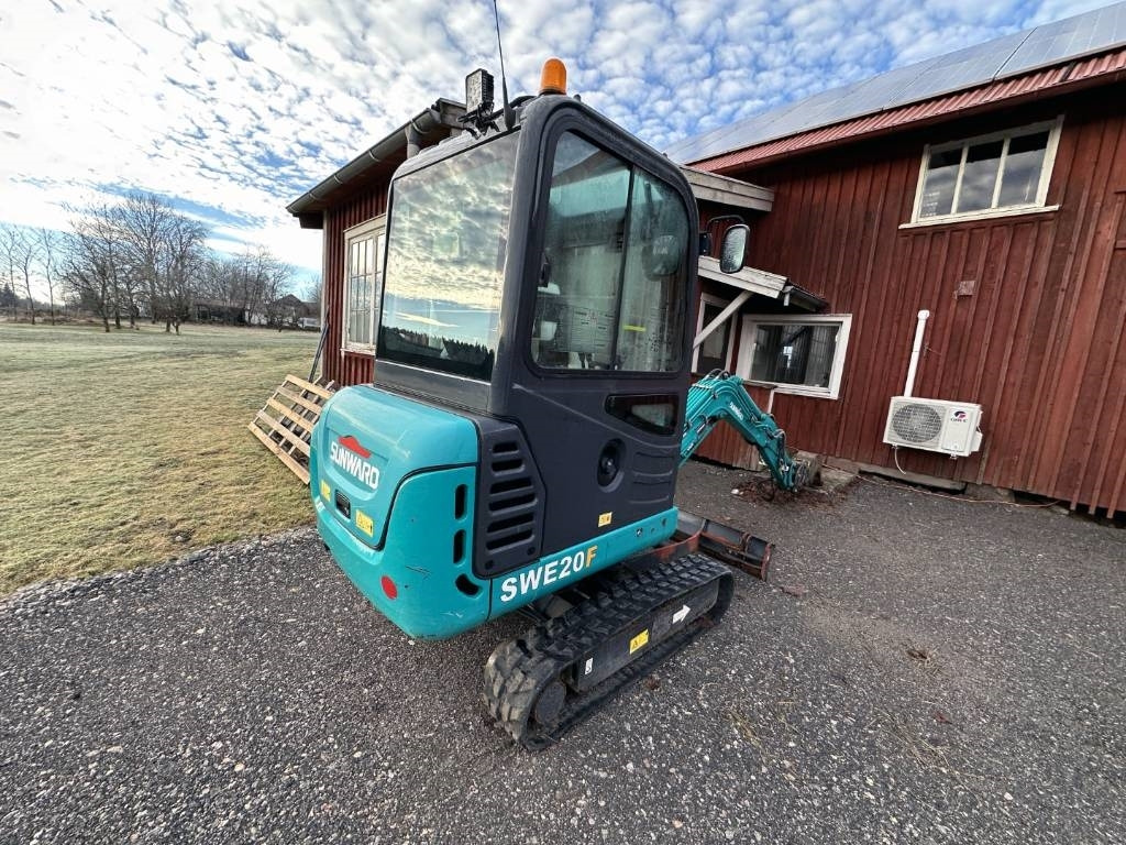 Sunward SWE 20 F med släp! - Mini excavator: picture 3 Sunward SWE 20 F med släp! - Mini excavator: picture 3