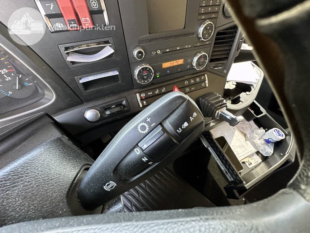 Tractor unit Mercedes-Benz Actros 2545: picture 26