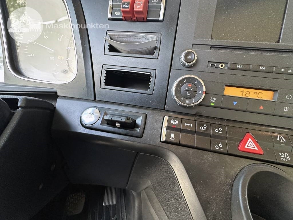Tractor unit Mercedes-Benz Actros 2545: picture 29