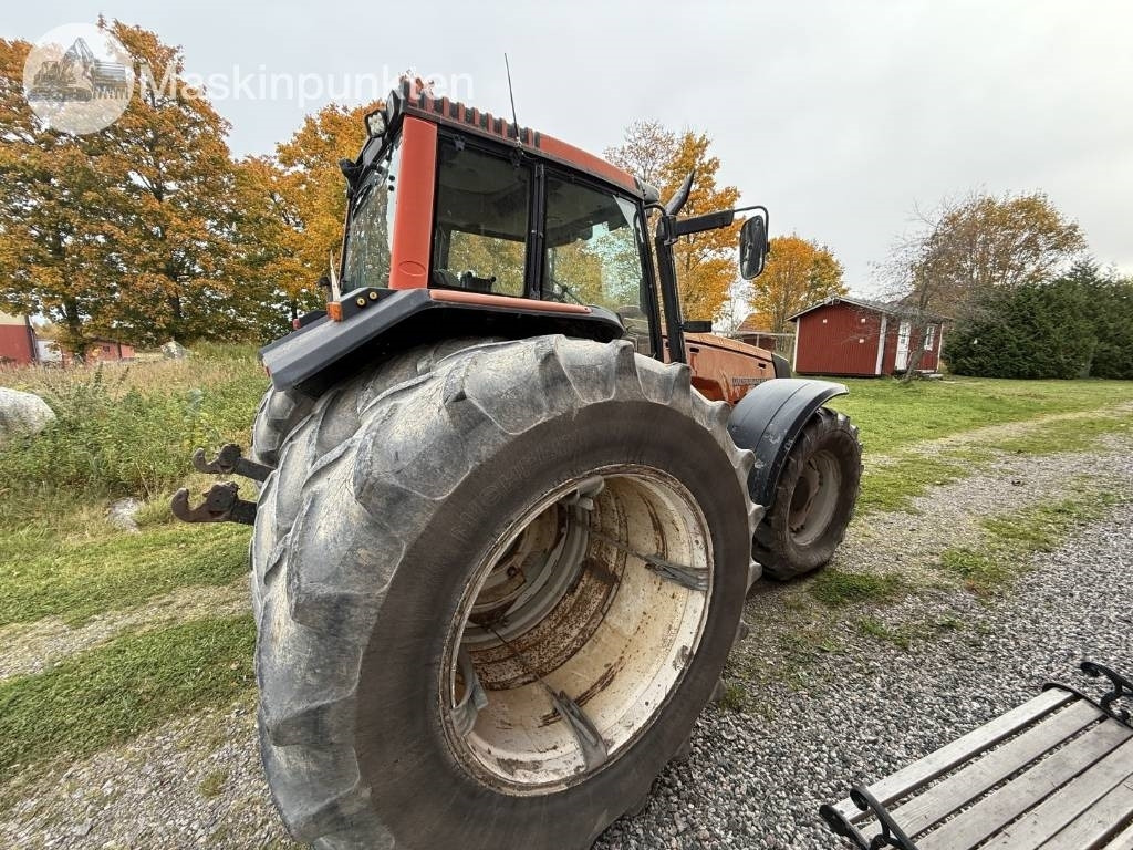 Valtra Valmet 8350-4 - Farm tractor: picture 5 Valtra Valmet 8350-4 - Farm tractor: picture 5
